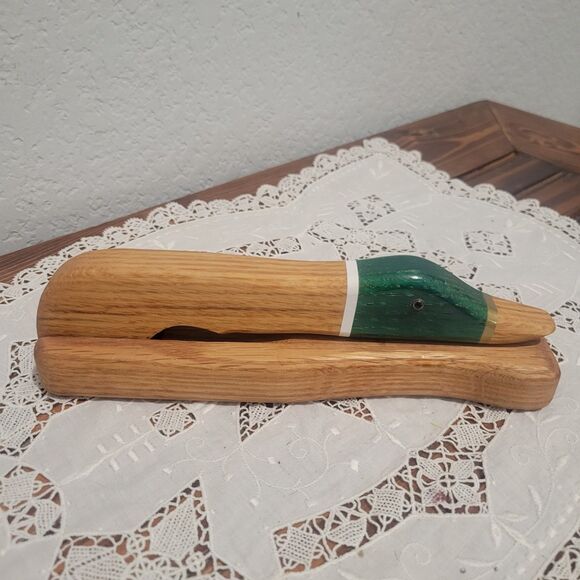 Vtg Wooden Oak Nut Quacker Nut Cracker Mallard Duck Tool Hand Embellished Canada - Picture 2 of 9